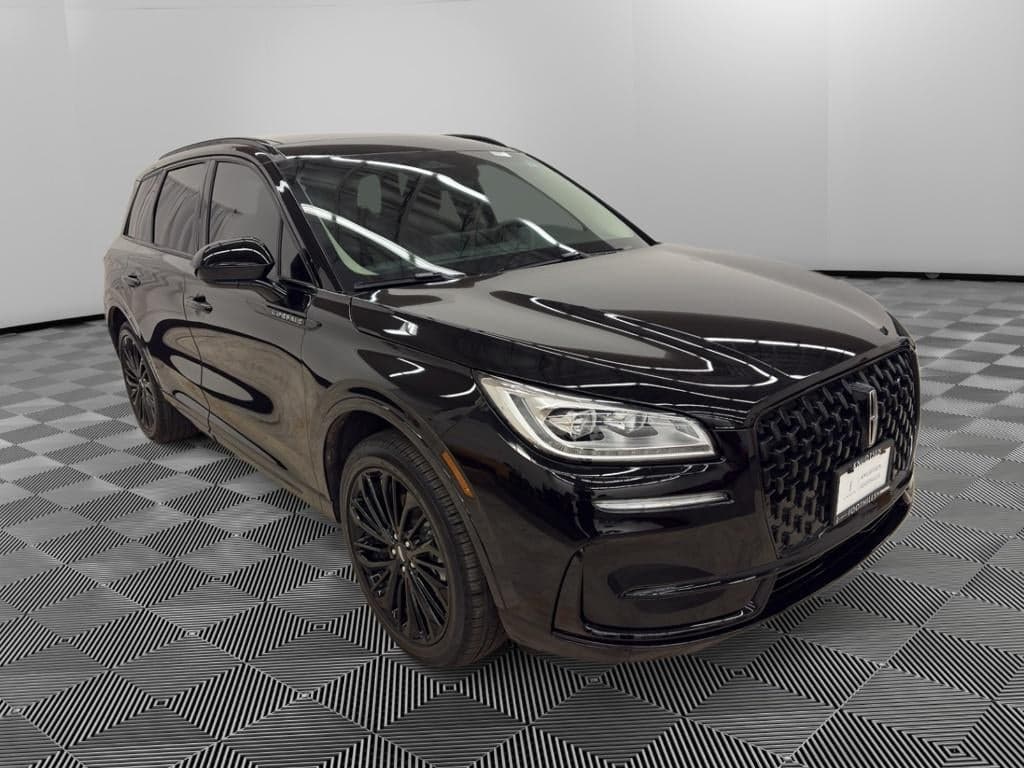 2025 Lincoln Corsair Grand Touring — photo 1 of 30