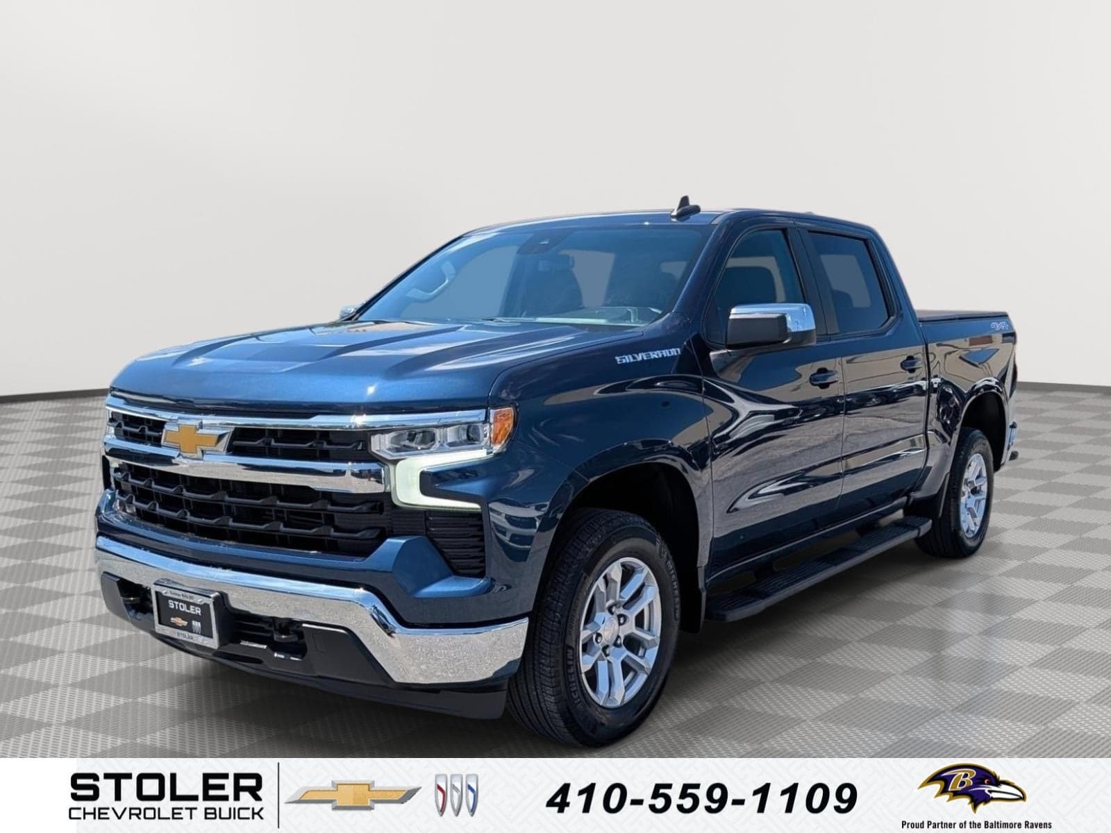 2023 Chevrolet Silverado 1500 LT — photo 1 of 39
