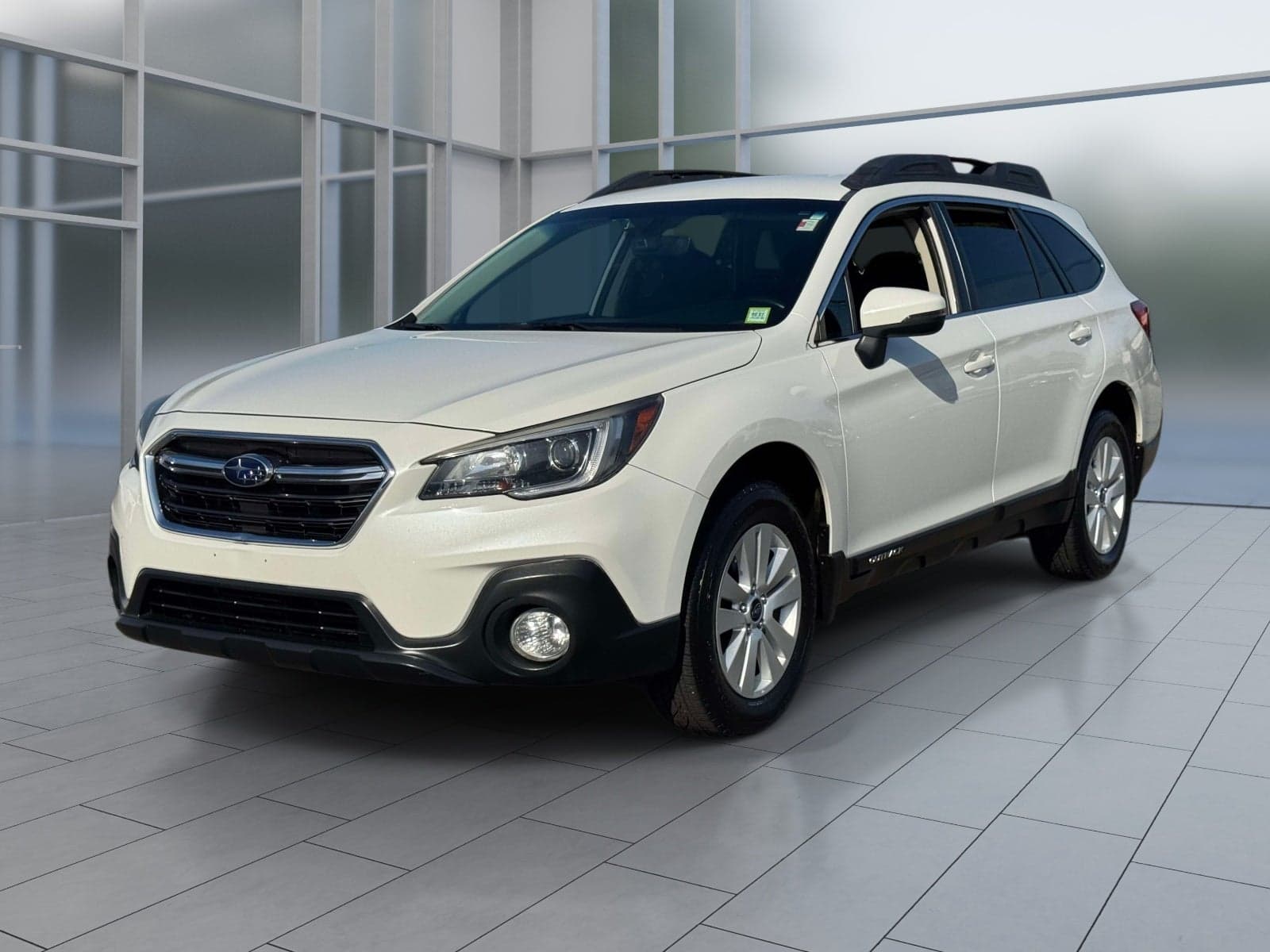 2018 Subaru Outback Base — photo 1 of 5