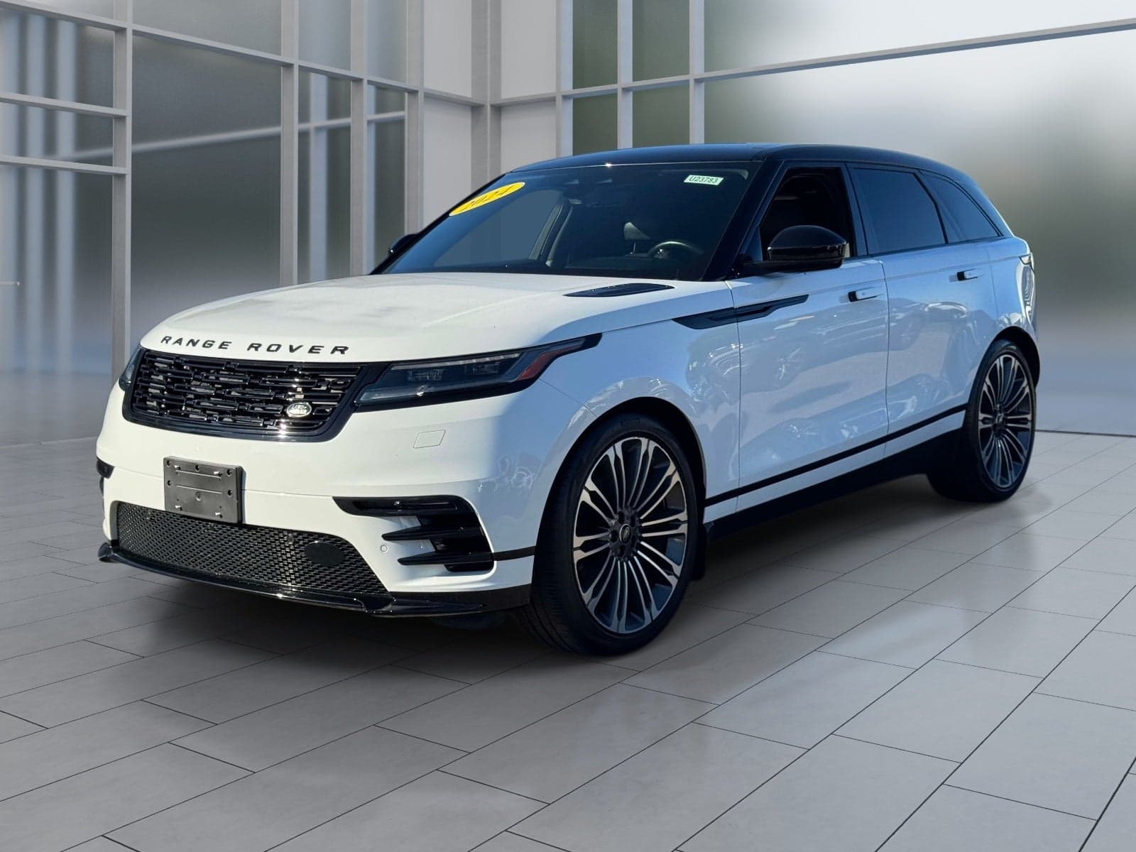 2024 Land Rover Range Rover Velar Dynamic SE — photo 1 of 38