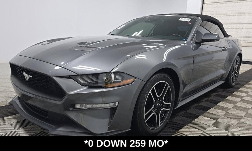 2021 Ford Mustang EcoBoost — photo 1 of 5