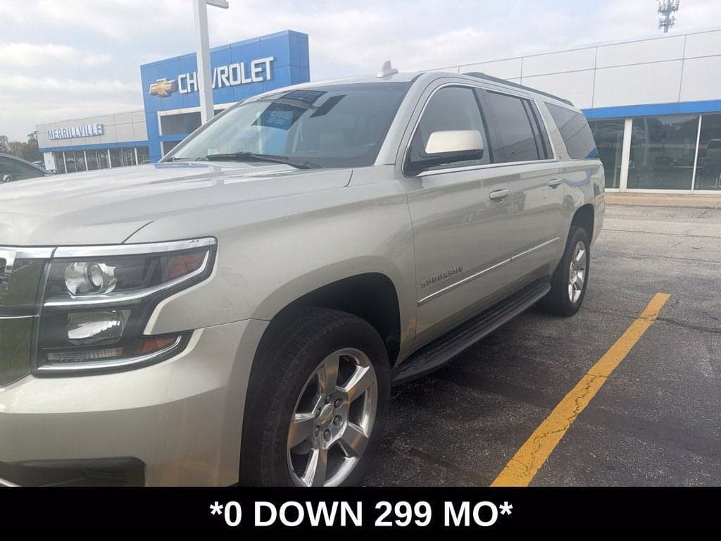 2016 Chevrolet Suburban LT — photo 1 of 5