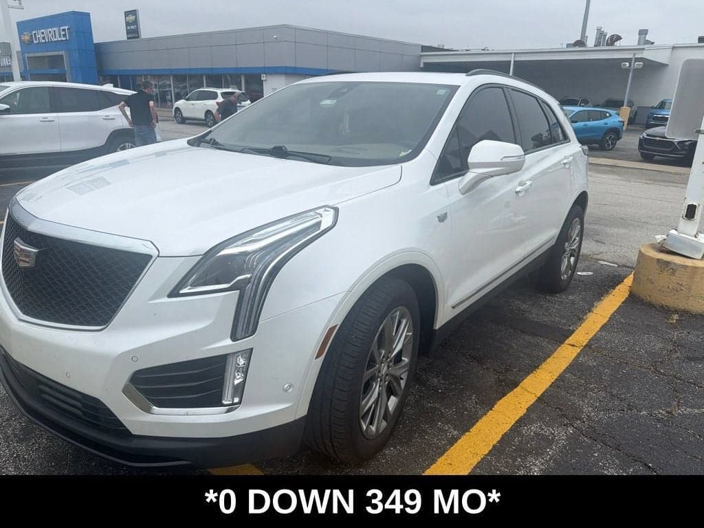 2020 Cadillac XT5 Sport AWD — photo 1 of 5