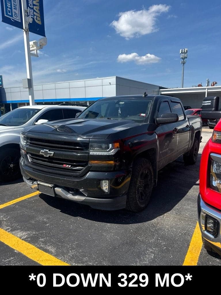 2018 Chevrolet Silverado 1500 LT — photo 1 of 5