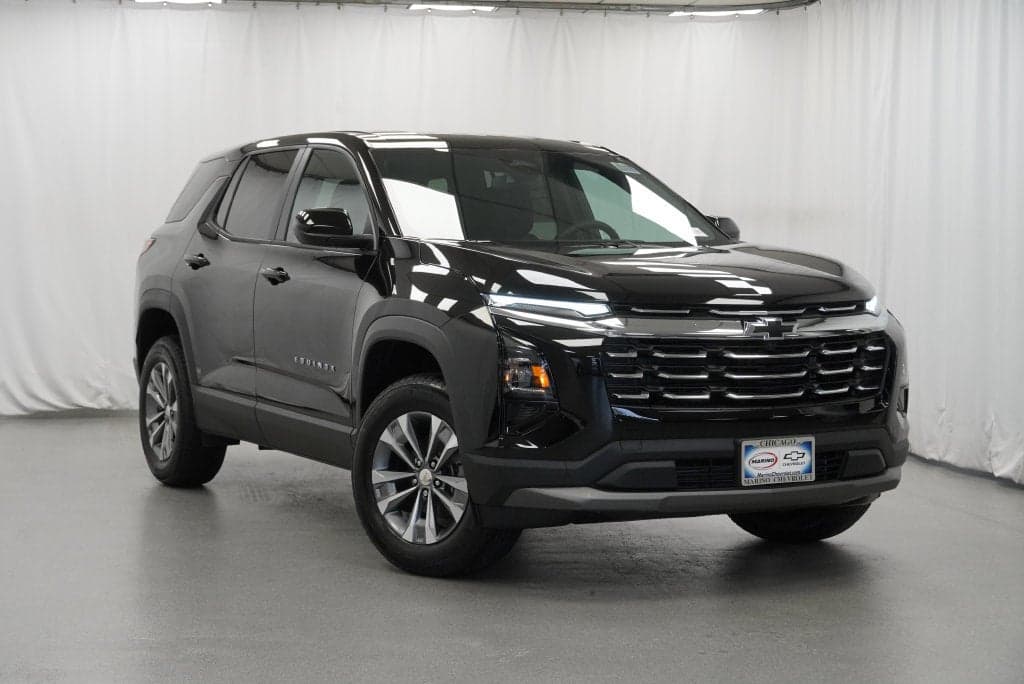 2027 Chevrolet Equinox AWD LT — photo 1 of 5