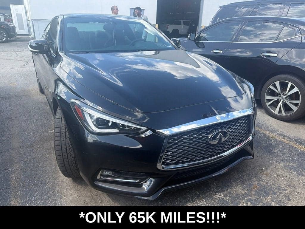 2018 INFINITI Q60 3.0t LUXE — photo 1 of 2