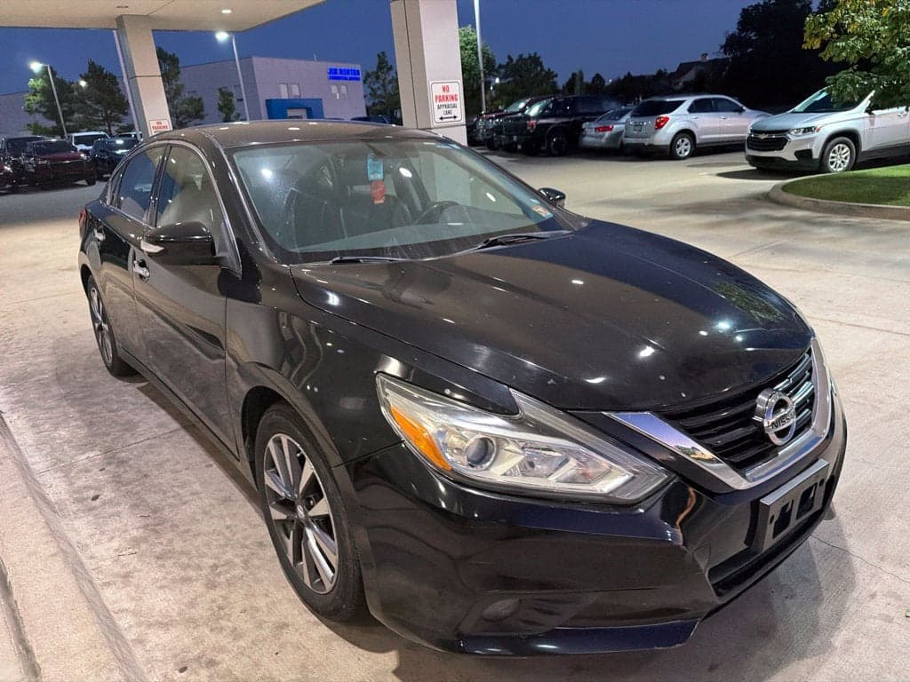 2017 Nissan Altima 2.5 SL — photo 1 of 5
