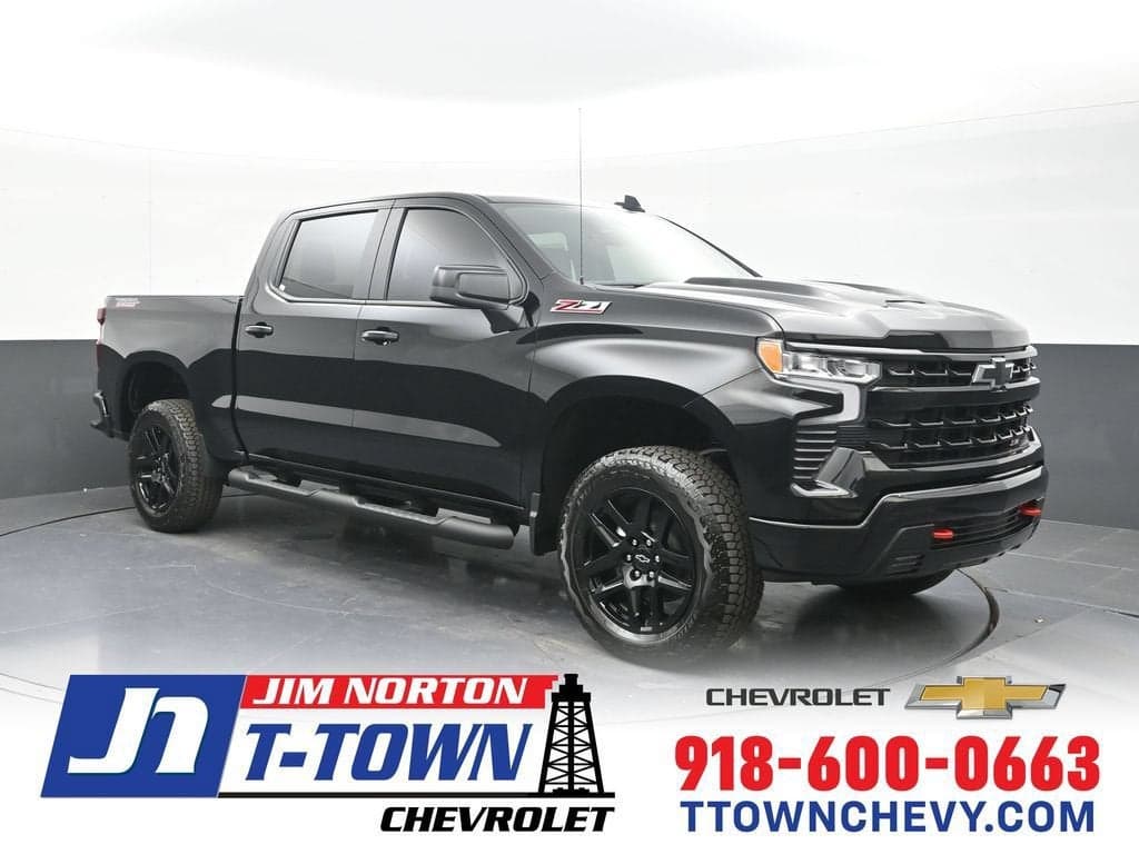 2026 Chevrolet Silverado 1500 LT Trail Boss — photo 1 of 61
