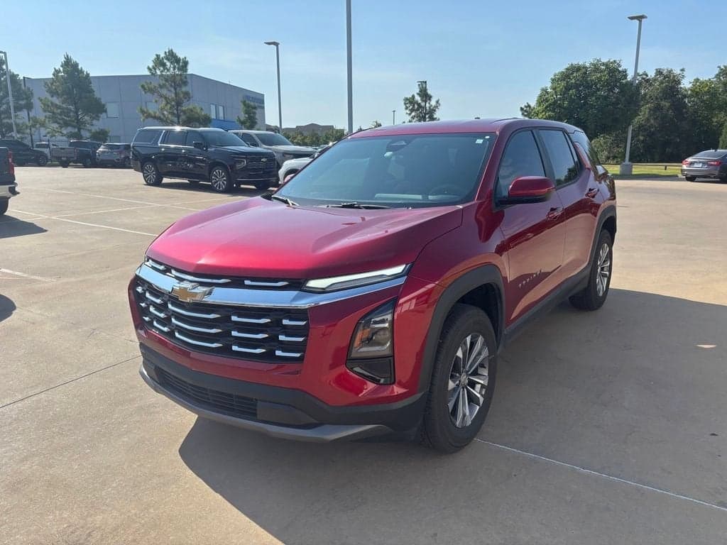 2026 Chevrolet Equinox LT — photo 1 of 7
