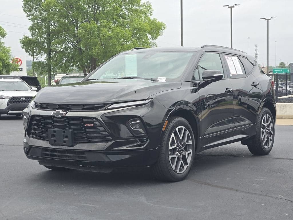 2025 Chevrolet Blazer RS — photo 1 of 33
