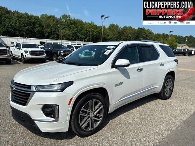2023 Chevrolet Traverse High Country — photo 1 of 30