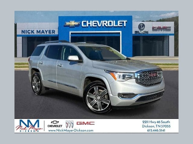 2017 GMC Acadia Denali — photo 1 of 5