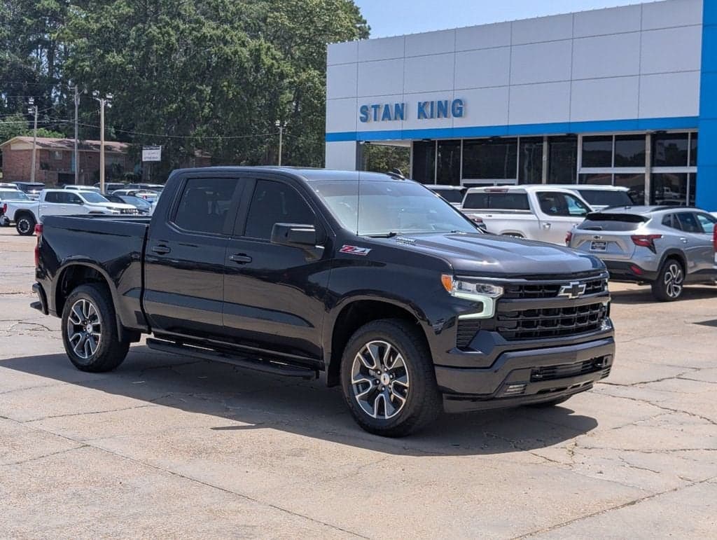 2023 Chevrolet Silverado 1500 RST — photo 1 of 47