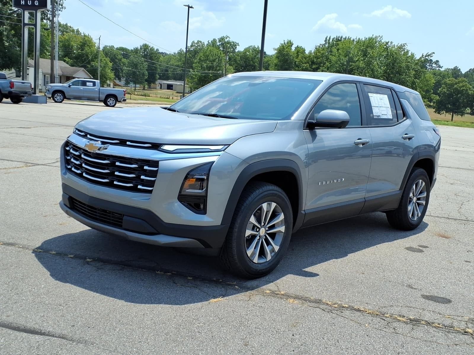 2027 Chevrolet Equinox LT — photo 1 of 20