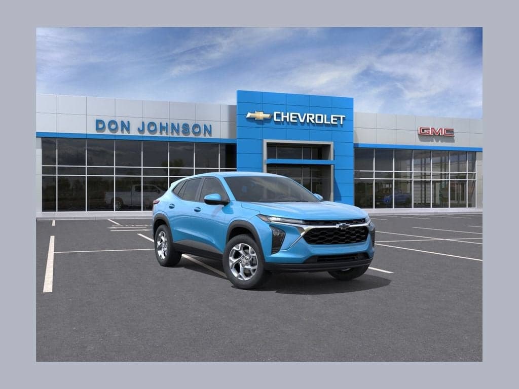 2026 Chevrolet Trax LS — photo 1 of 42