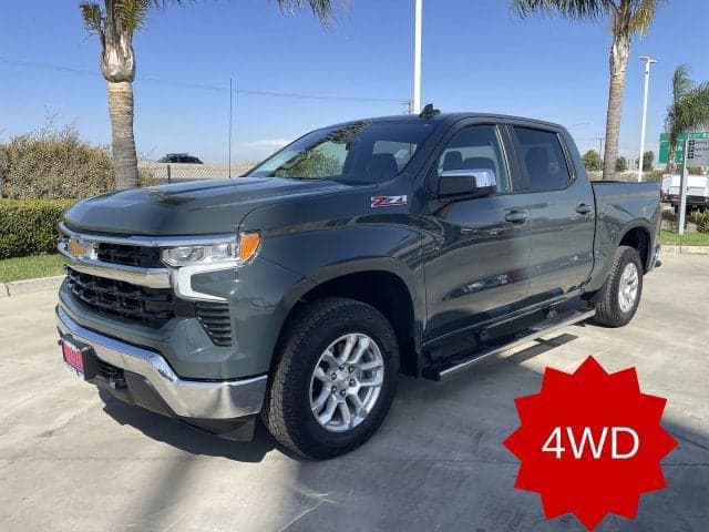 2025 Chevrolet Silverado 1500 LT — photo 1 of 37