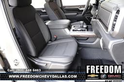 Extra Photo