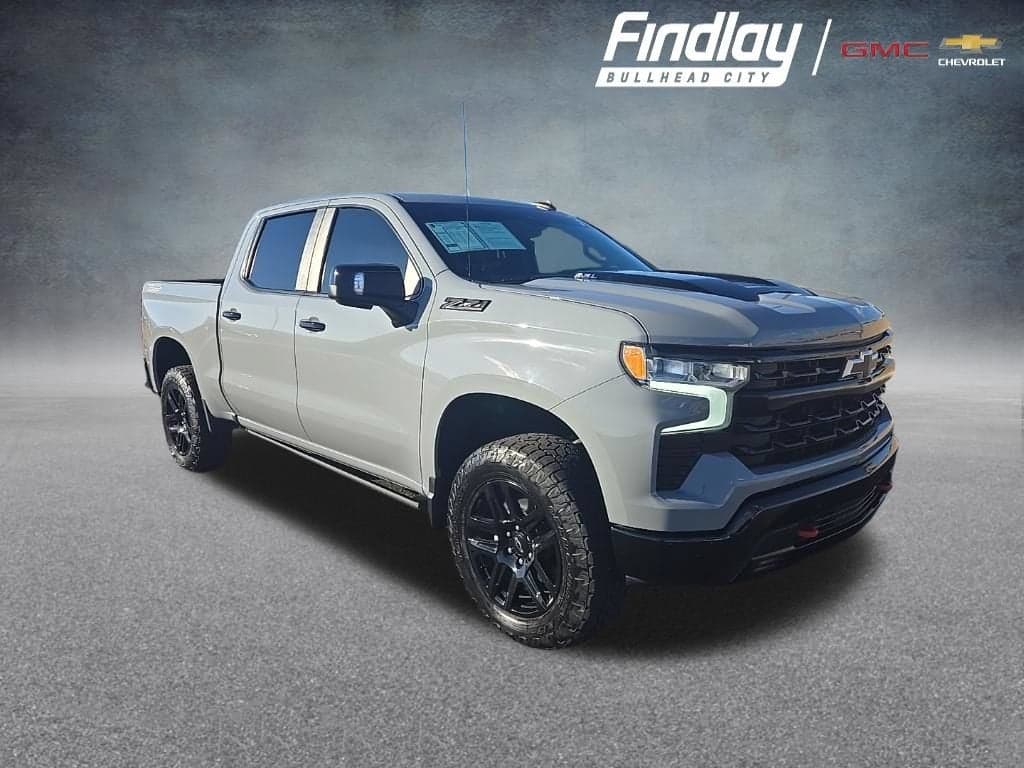 2024 Chevrolet Silverado 1500 LT Trail Boss — photo 1 of 45