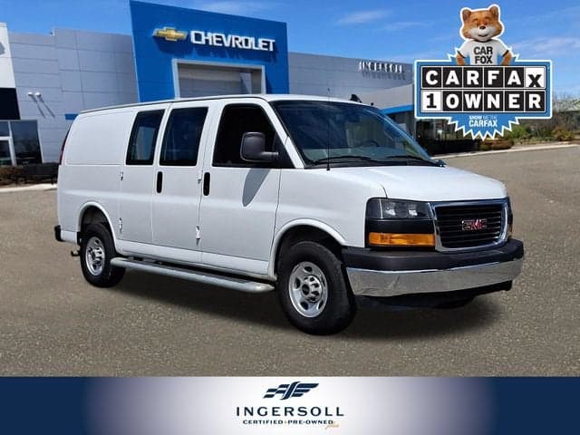 2025 GMC Savana Cargo Work Van — photo 1 of 5