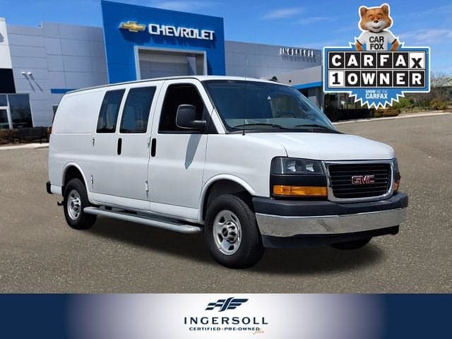 2024 GMC Savana Cargo 2500 Work Van — photo 1 of 34