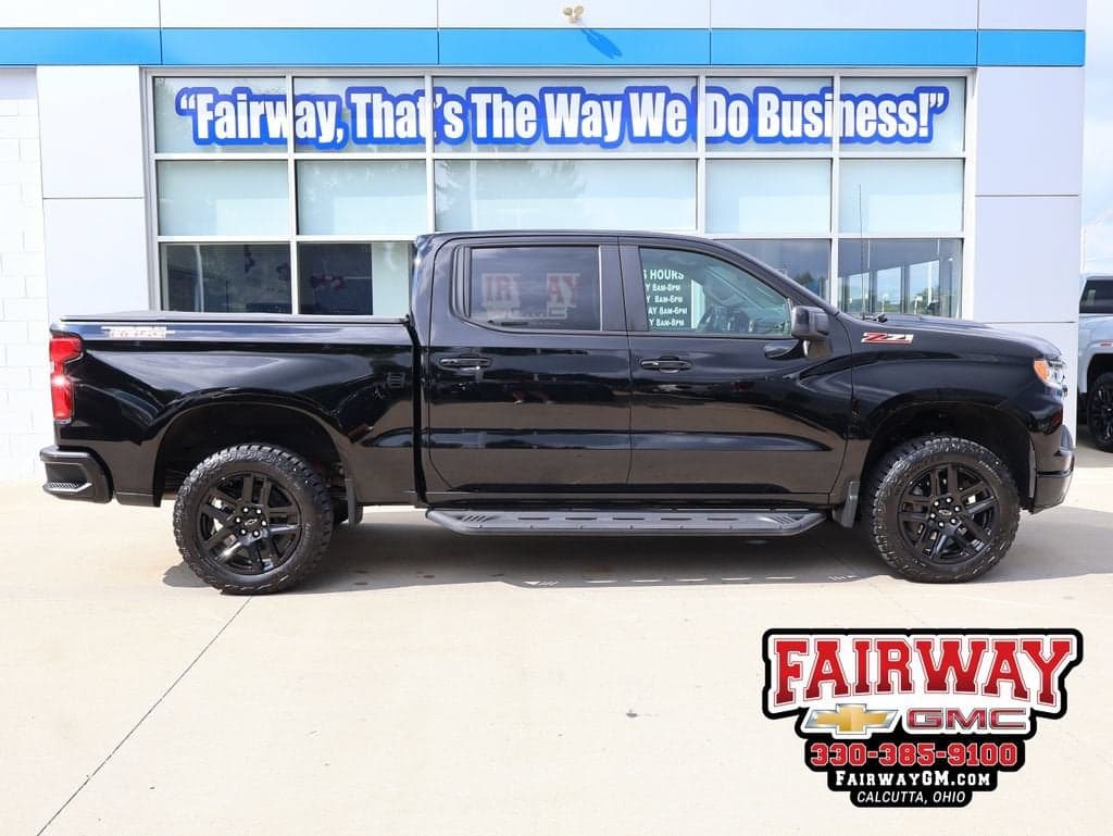 2025 Chevrolet Silverado 1500 LT Trail Boss — photo 1 of 63