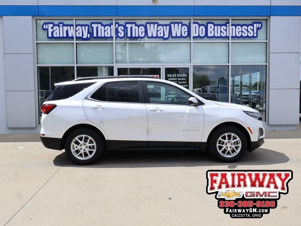 2024 Chevrolet Equinox LT — photo 1 of 57