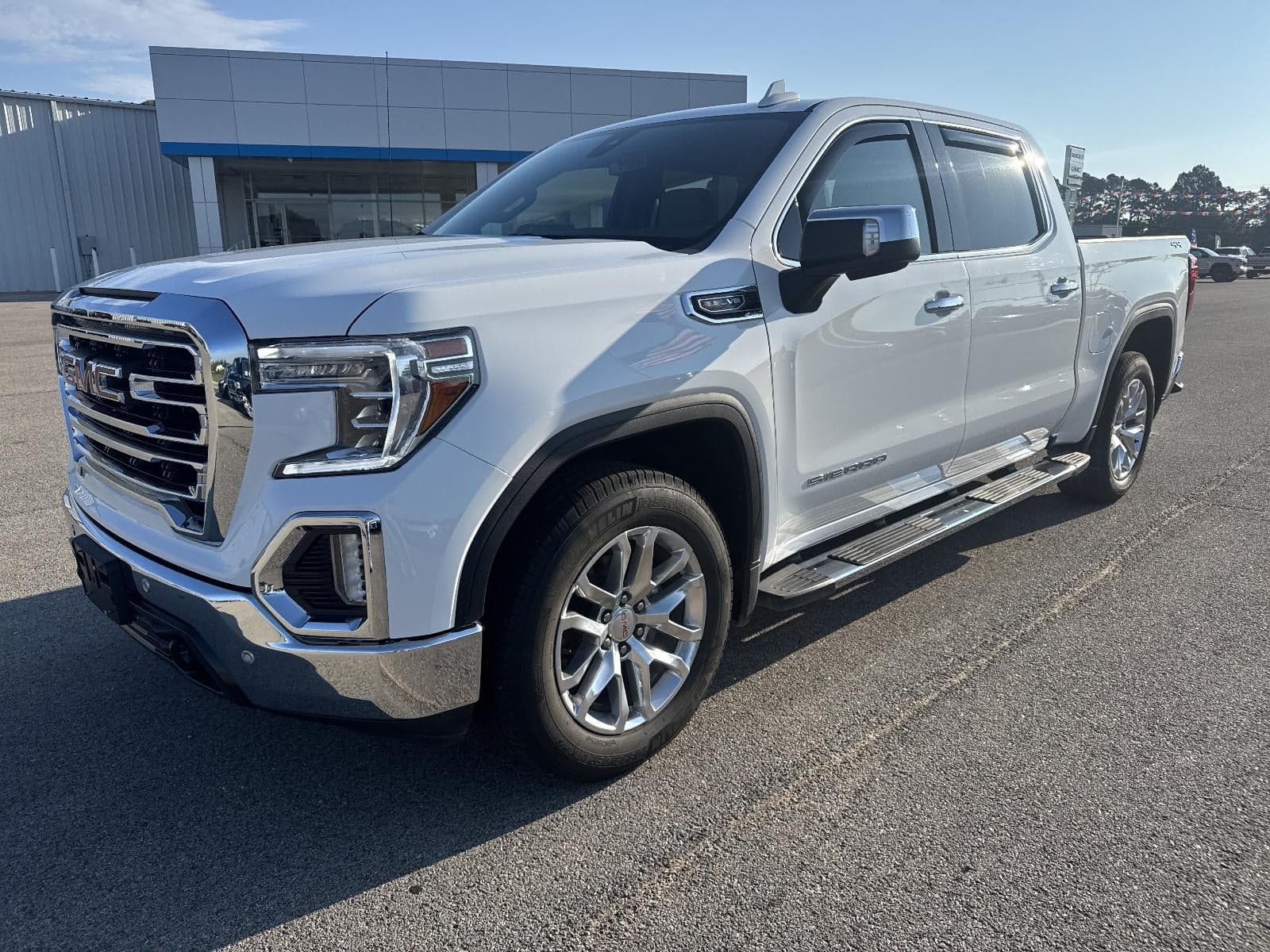 2021 GMC Sierra 1500 SLT — photo 1 of 24