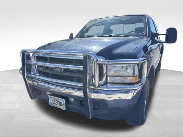 2002 Ford Super Duty F-250 XL — photo 1 of 21