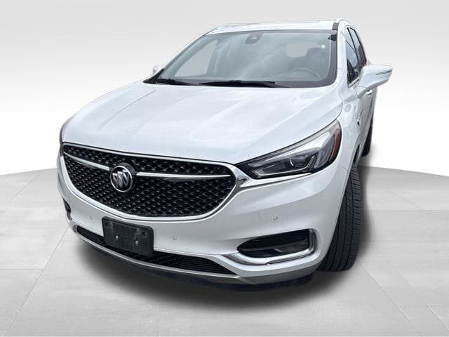 2018 Buick Enclave Avenir — photo 1 of 32
