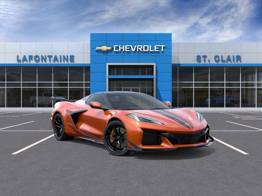 2027 Chevrolet Corvette Grand Sport 3LT — photo 1 of 24