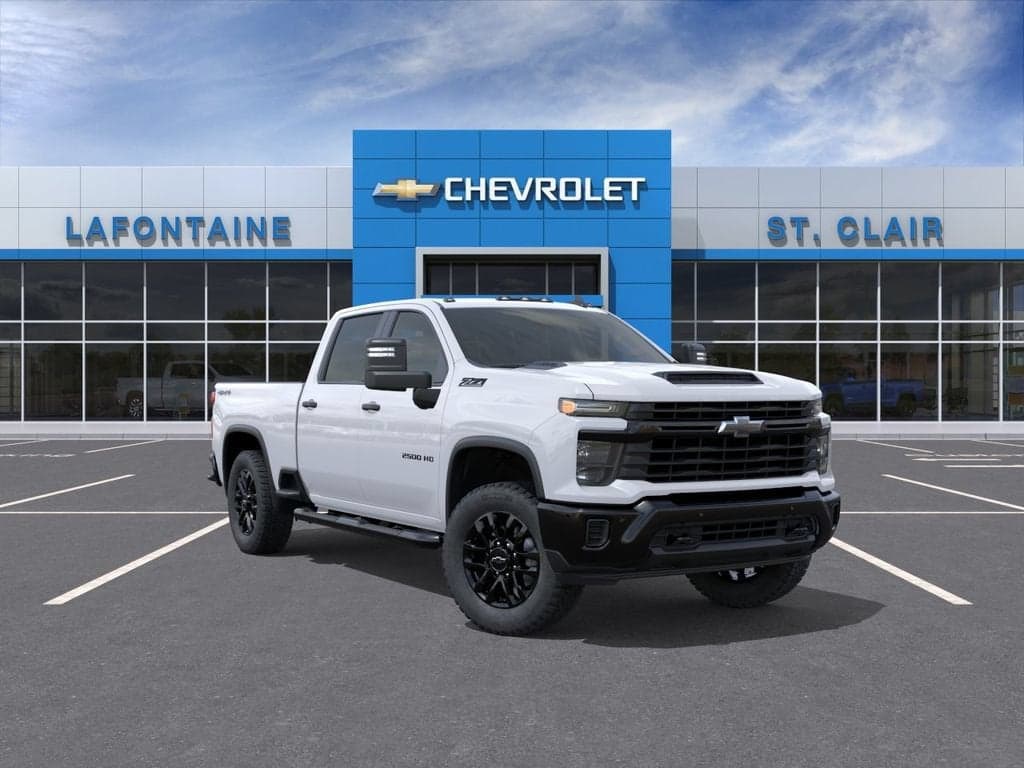2026 Chevrolet Silverado 2500 HD Custom — photo 1 of 24