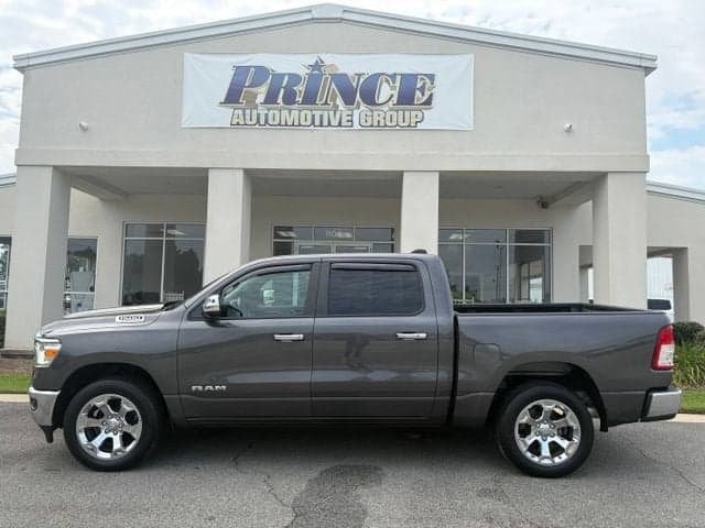2022 RAM 1500 Big Horn — photo 1 of 15