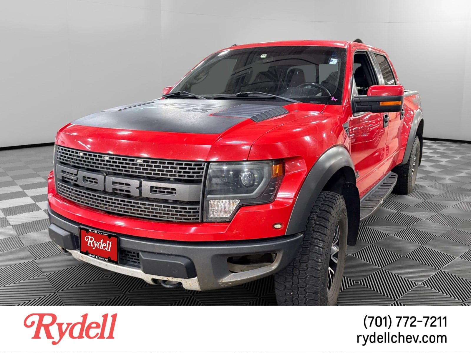 2013 Ford F-150 SVT Raptor — photo 1 of 6
