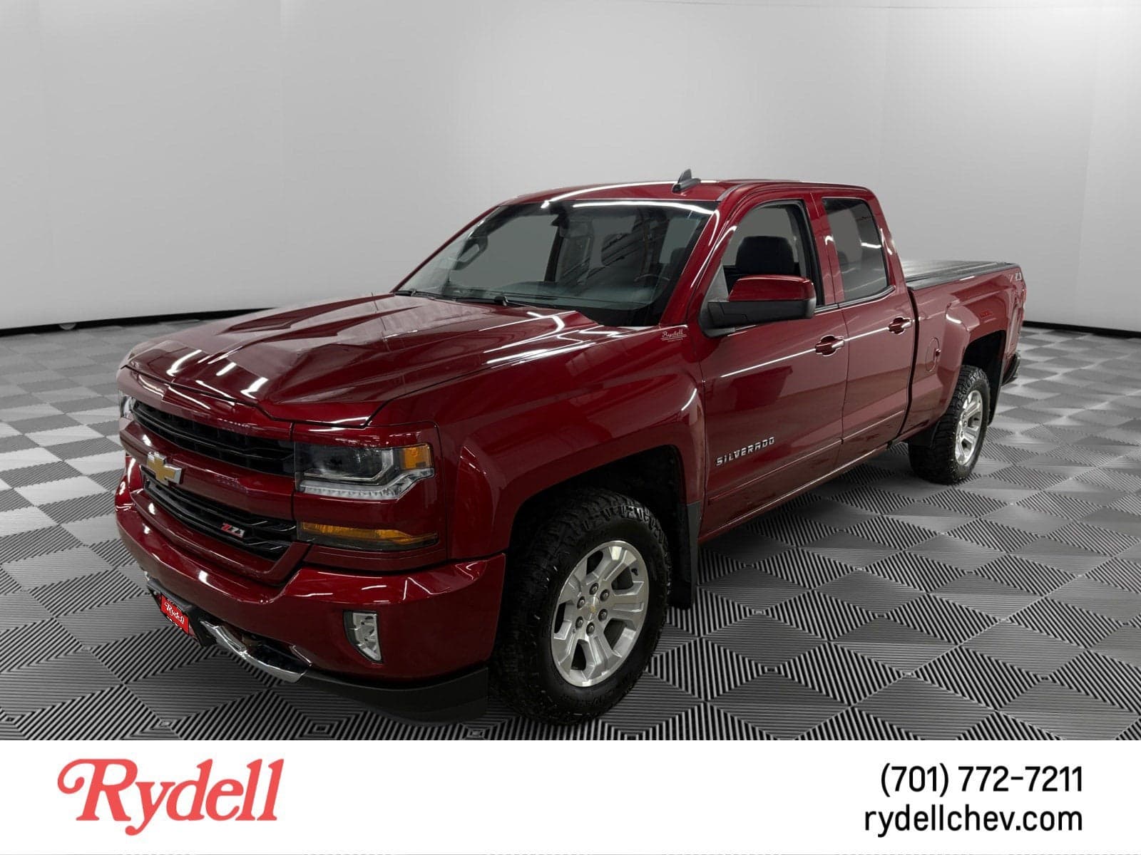2018 Chevrolet Silverado 1500 LT — photo 1 of 6