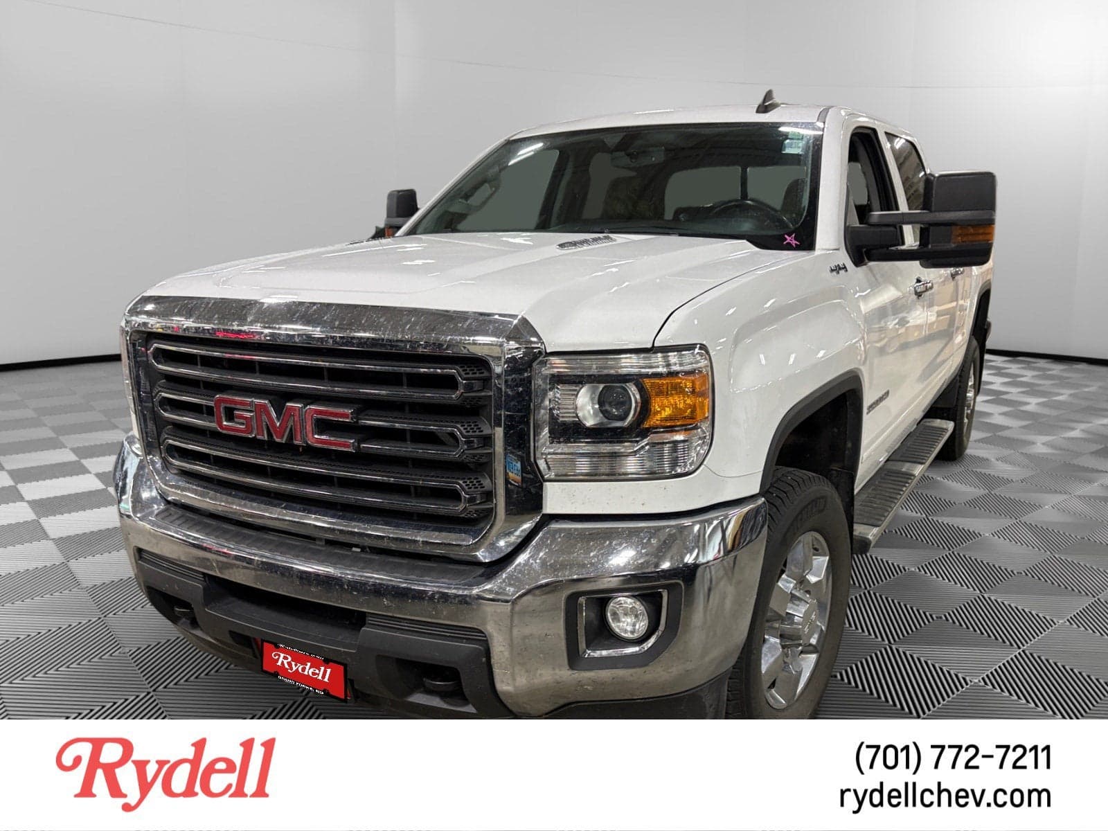 2015 GMC Sierra 3500HD SLE — photo 1 of 6