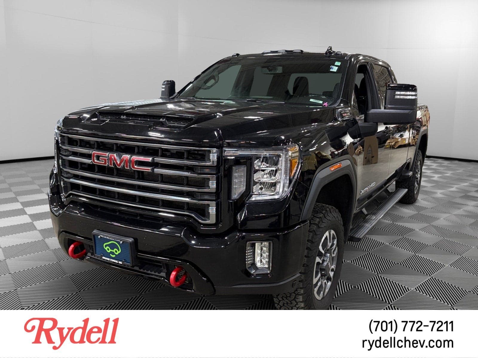 2022 GMC Sierra 2500HD AT4 — photo 1 of 6