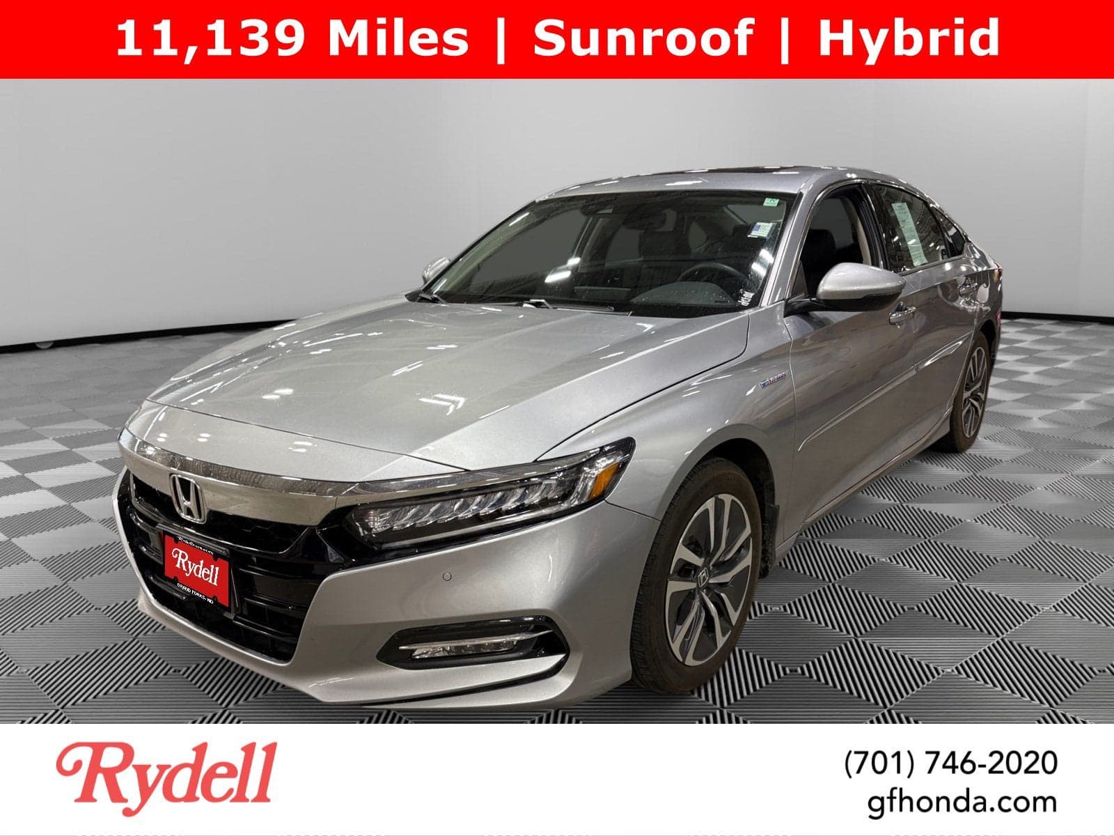 2019 Honda Accord Hybrid Touring — photo 1 of 22