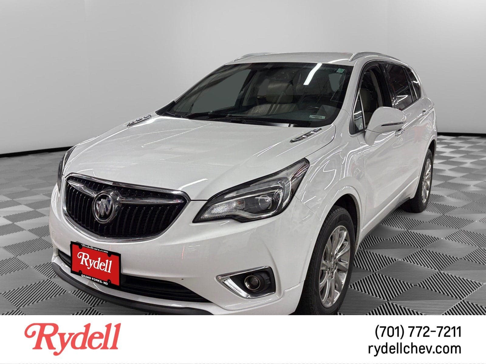 2019 Buick Envision Essence — photo 1 of 5