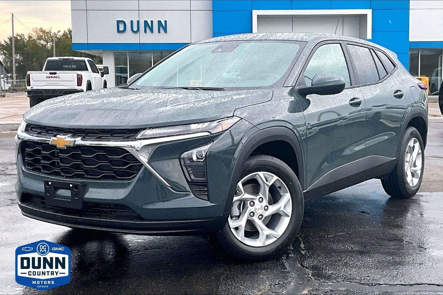 2026 Chevrolet Trax LS — photo 1 of 20