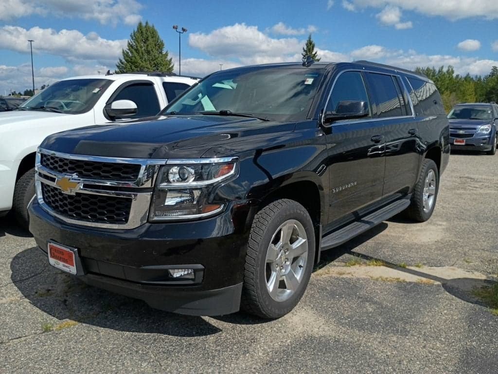 2019 Chevrolet Suburban LT — photo 1 of 5