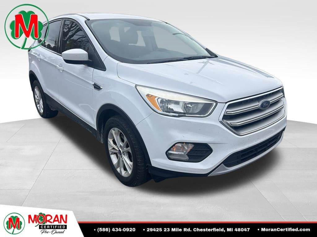 2017 Ford Escape SE — photo 1 of 5