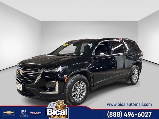 2023 Chevrolet Traverse LT Cloth — photo 1 of 45