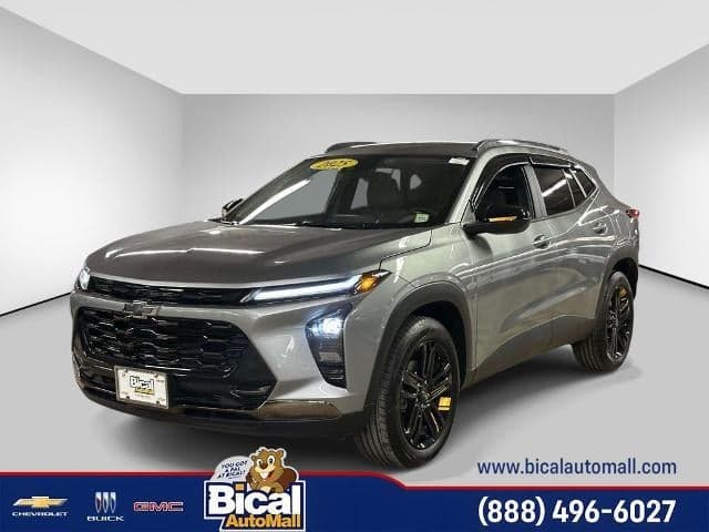 2025 Chevrolet Trax ACTIV — photo 1 of 52