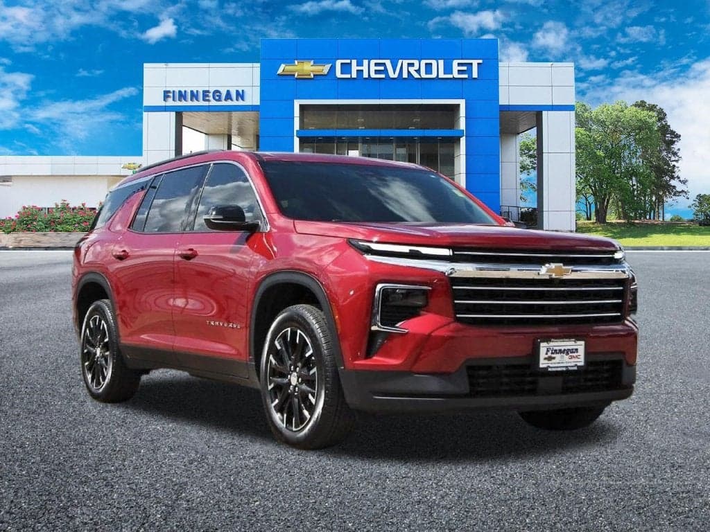 2026 Chevrolet Traverse FWD LT — photo 1 of 5