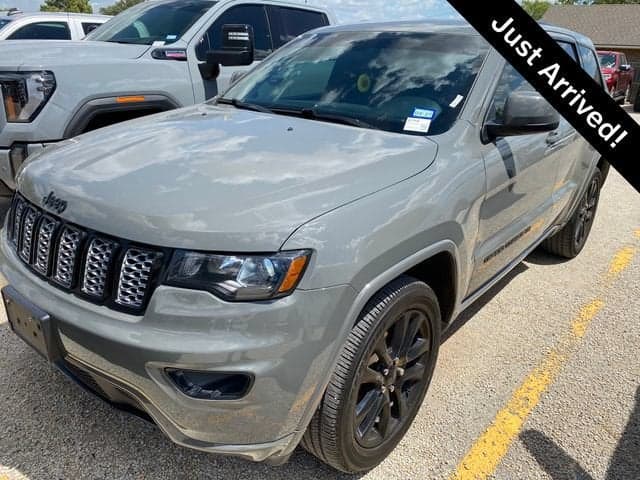 2021 Jeep Grand Cherokee Laredo X — photo 1 of 2
