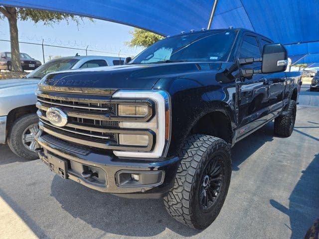 2026 Ford F-250 Platinum — photo 1 of 4