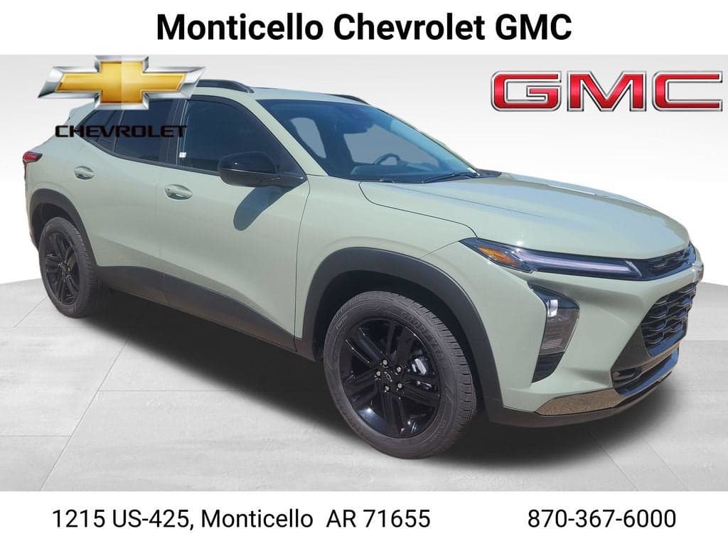 2026 Chevrolet Trax ACTIV — photo 1 of 37