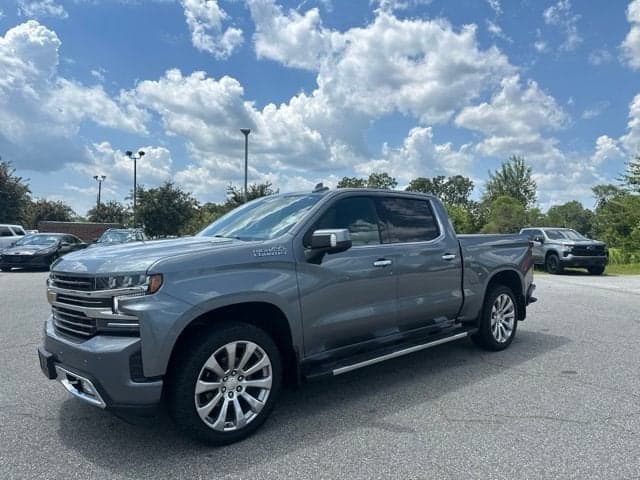 2021 Chevrolet Silverado 1500 High Country — photo 1 of 25