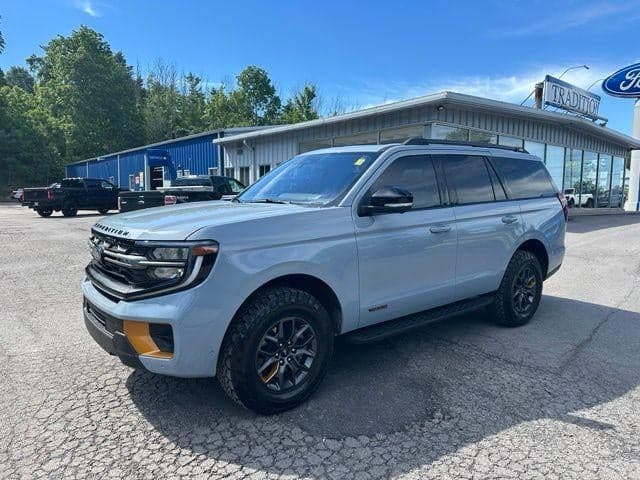 2025 Ford Expedition Tremor — photo 1 of 40