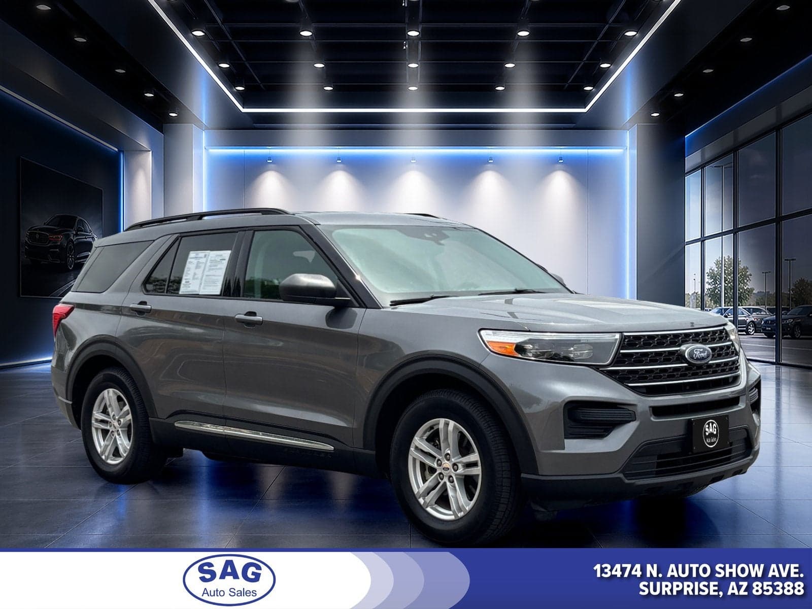 2021 Ford Explorer XLT — photo 1 of 34